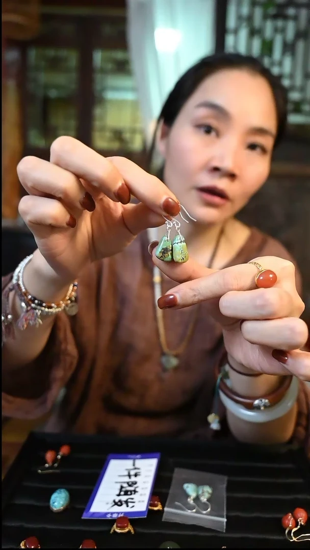 【闪购商品】绿松石耳饰未镶嵌郭郭