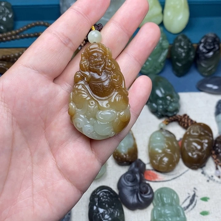 【闪购商品】和田玉项圈未镶嵌