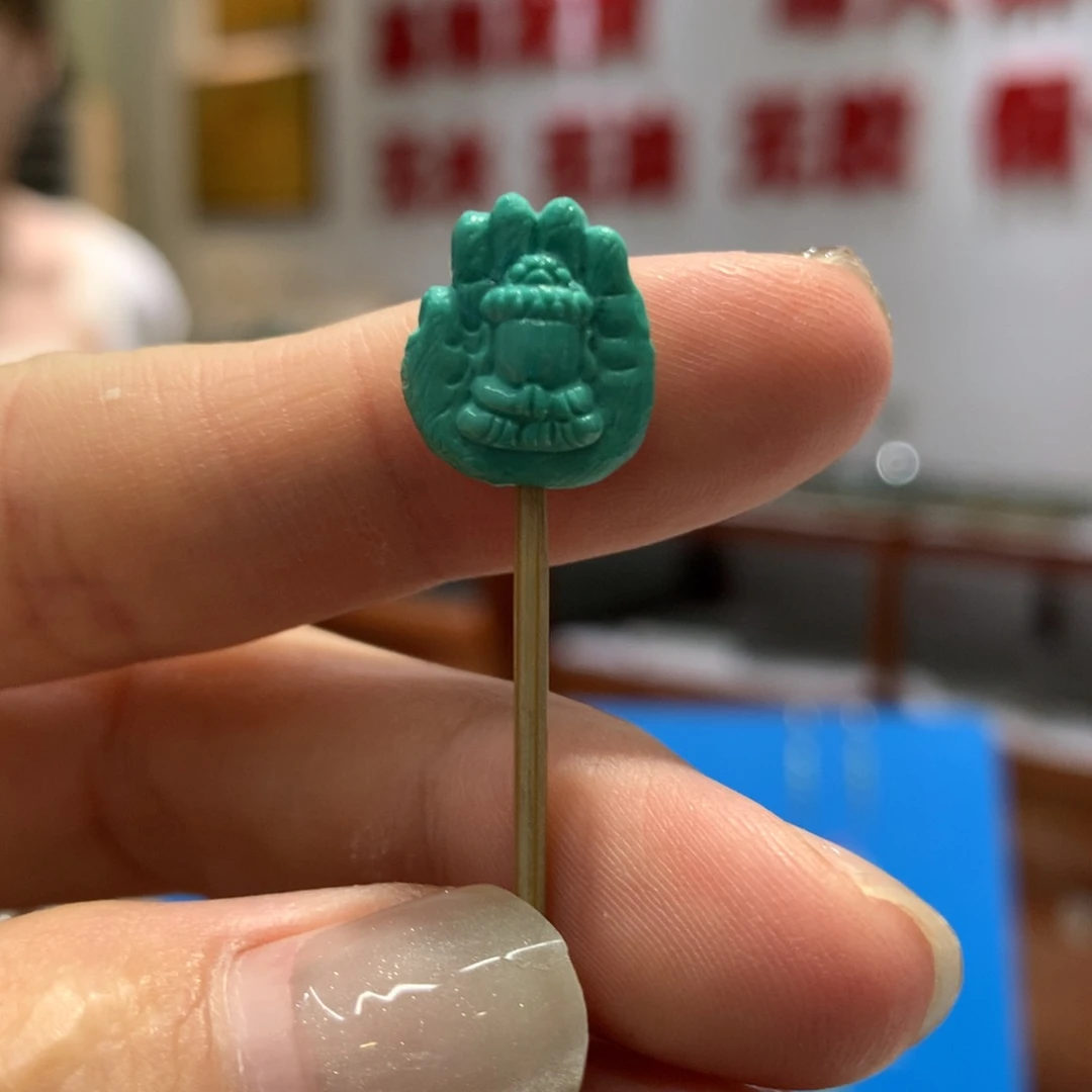 绿松石配饰未镶嵌