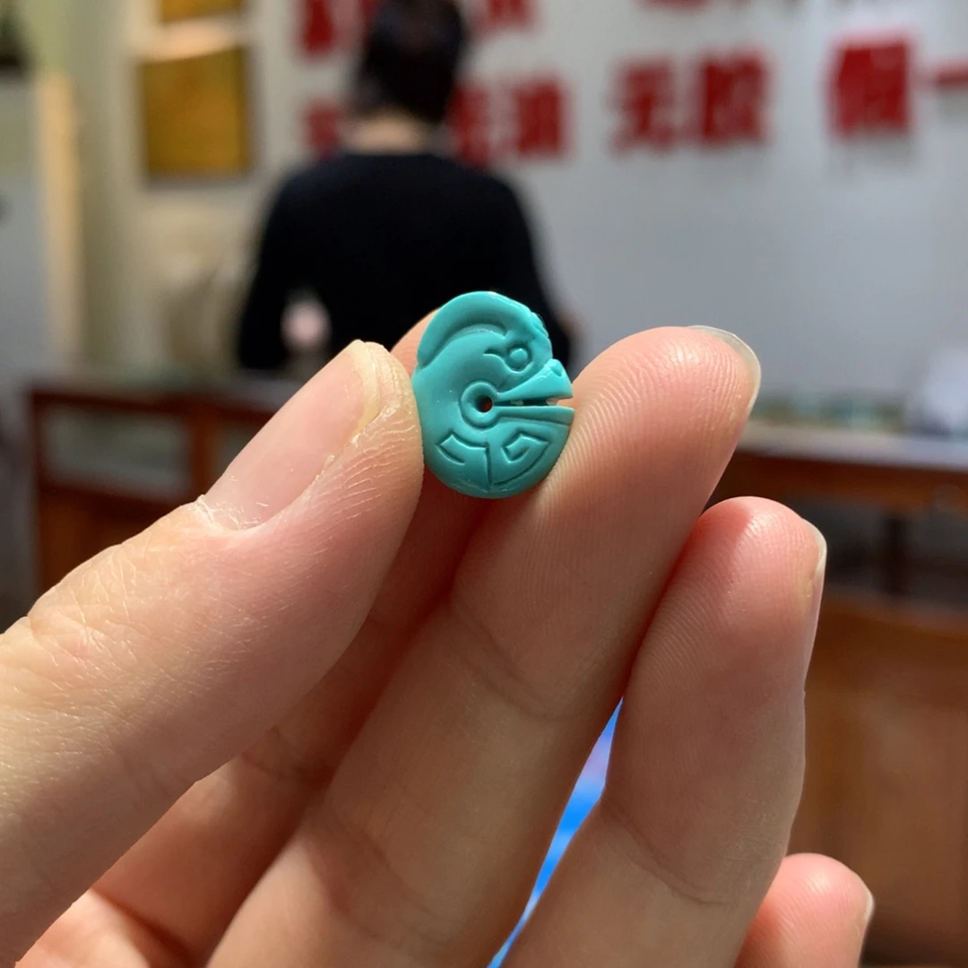 绿松石配饰未镶嵌