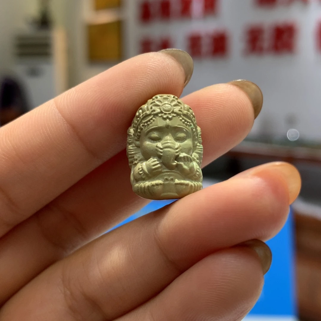 绿松石配饰未镶嵌无*