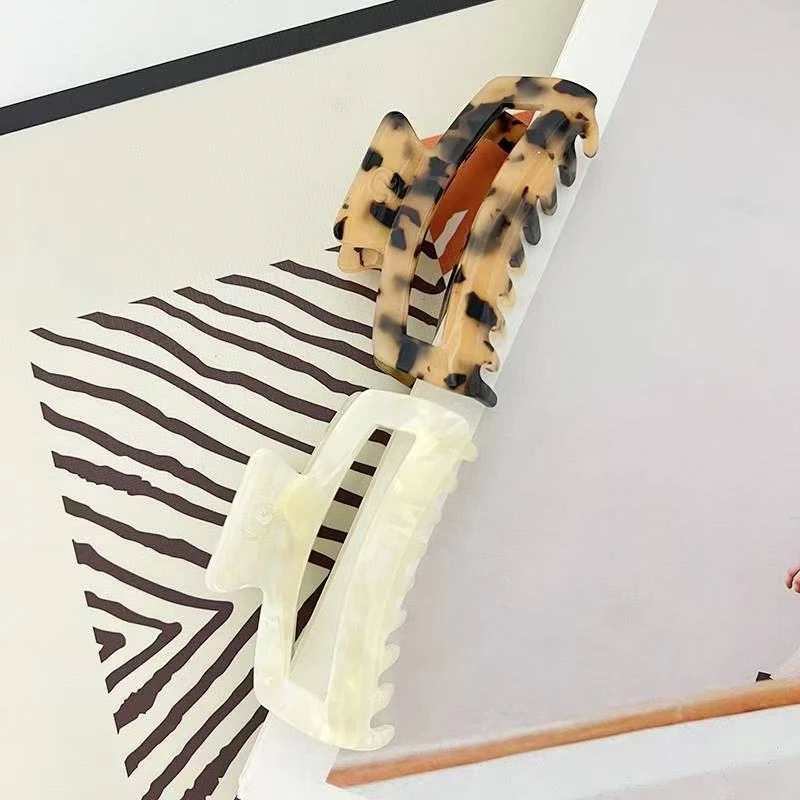 0075 鲨鱼夹发卡