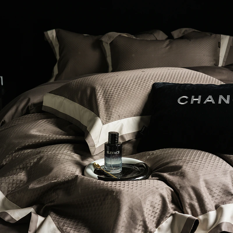 【维加】四季款-100支全棉宽边长绒棉提花轻奢四件套