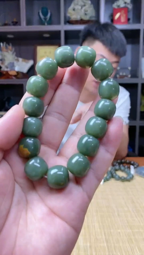 【闪购商品】岫岩河磨玉（透闪石质玉）手串未镶嵌X79