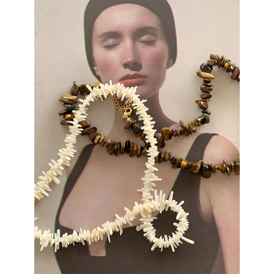 合金项链 周淼ZHOUMIAO纹理宝石镀金不规则项链挂饰女ZM24S8332Z