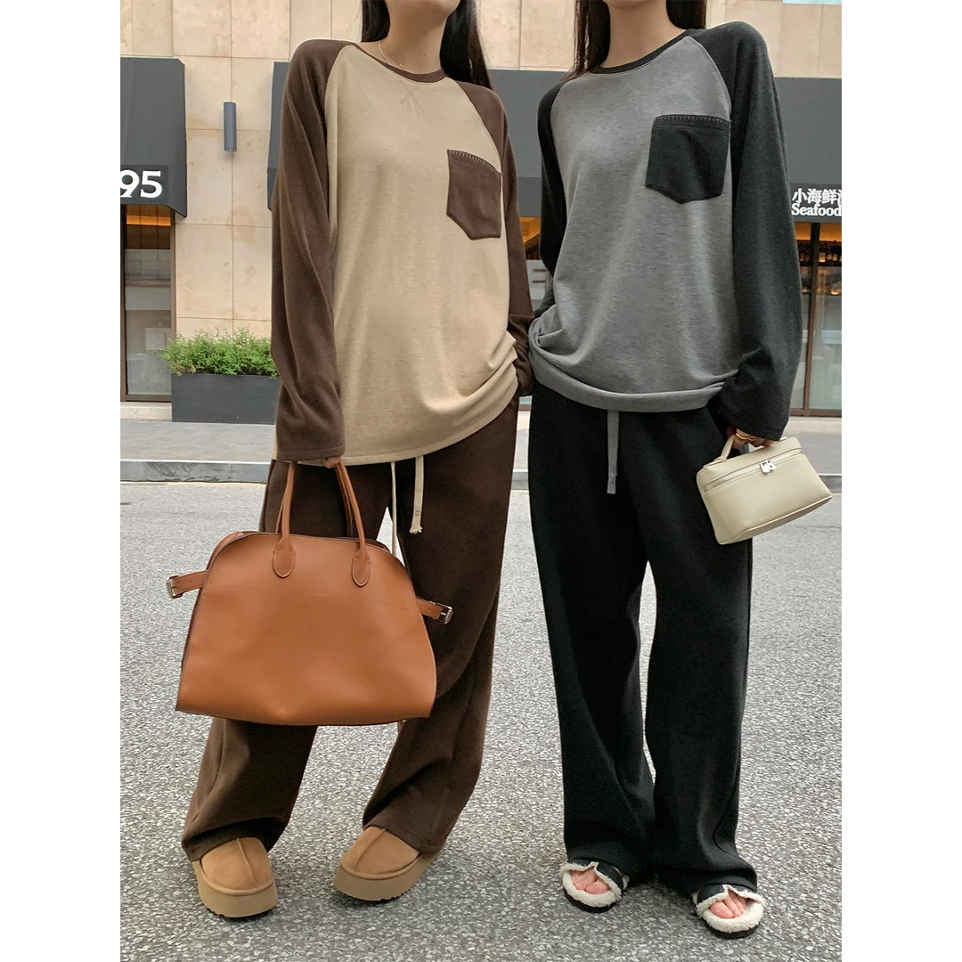 周淼ZHOUMIAO撞色插肩袖磨毛T恤+松紧腰加绒阔腿卫裤ZM23G5236J