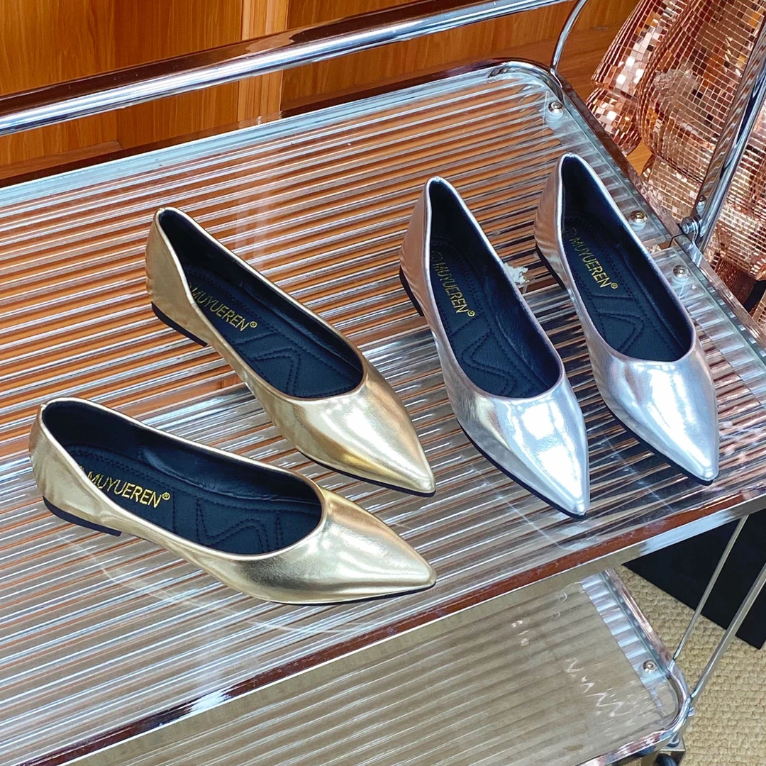 JJYP新款法式女鞋真皮尖头平底包鞋时尚浅口百搭舒适瓢鞋