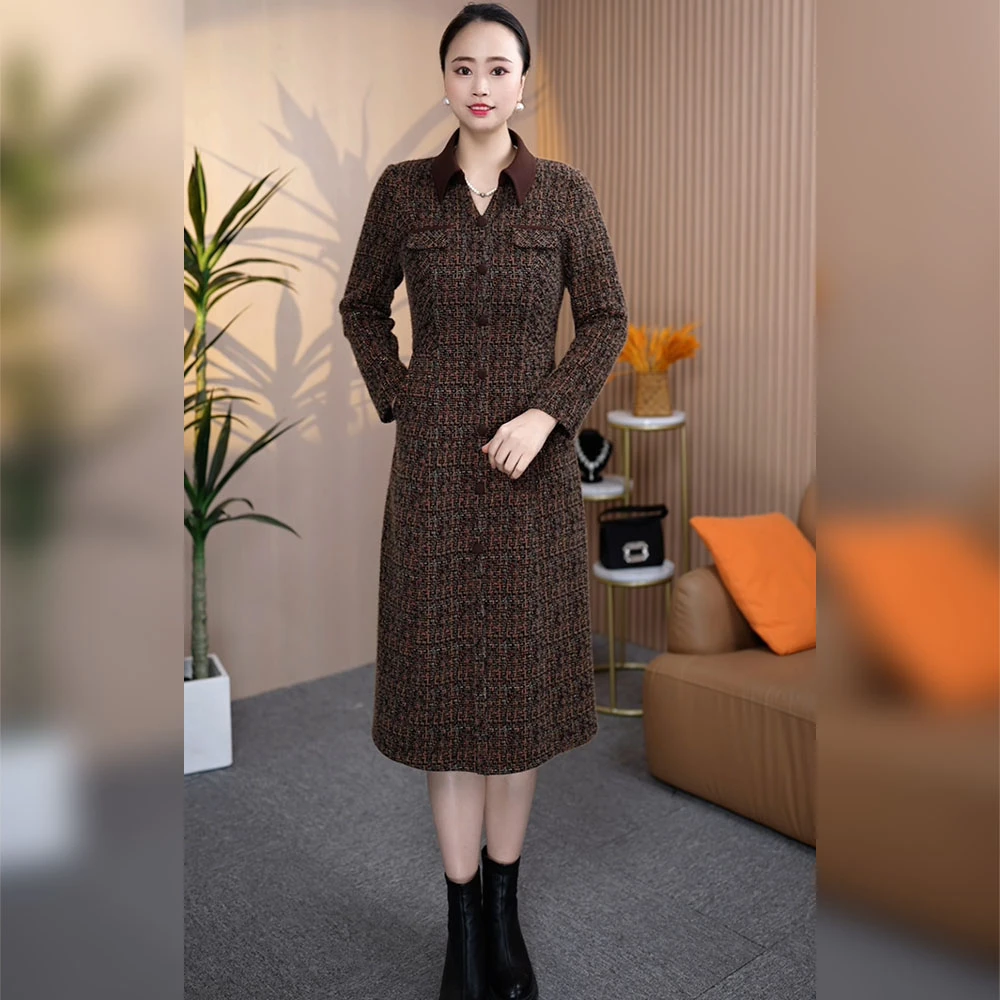 2024冬季新款百搭妈妈装保暖显瘦高级时尚气质减龄洋气大方连衣裙