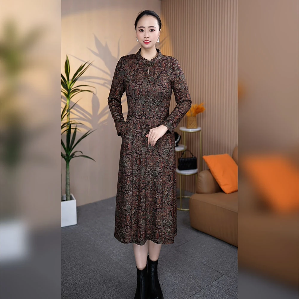 2024秋季新款百搭修身裙子春秋气质长袖洋气时尚打底中长款复古