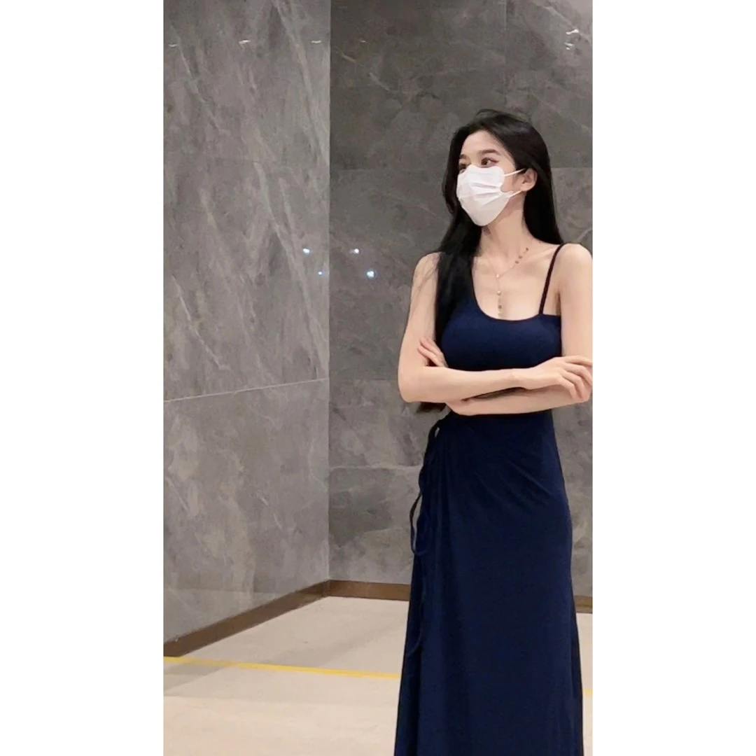 清仓 法式气质设计感镂空显瘦连衣裙女夏 0005