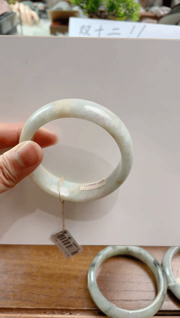 【闪购商品】翡翠手镯未镶嵌1