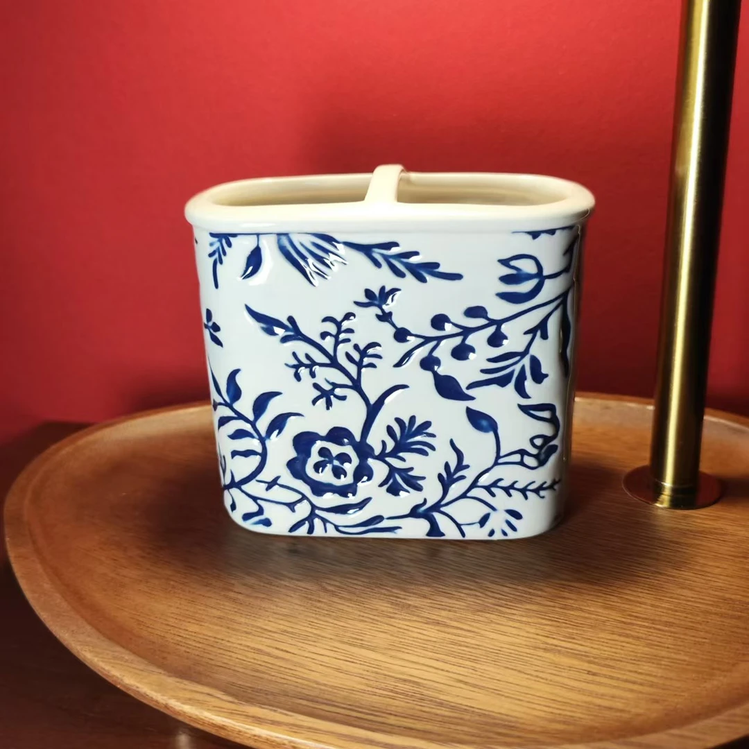 【LL家】10*11*6CM青花牙刷架 高温釉下 手绘工艺