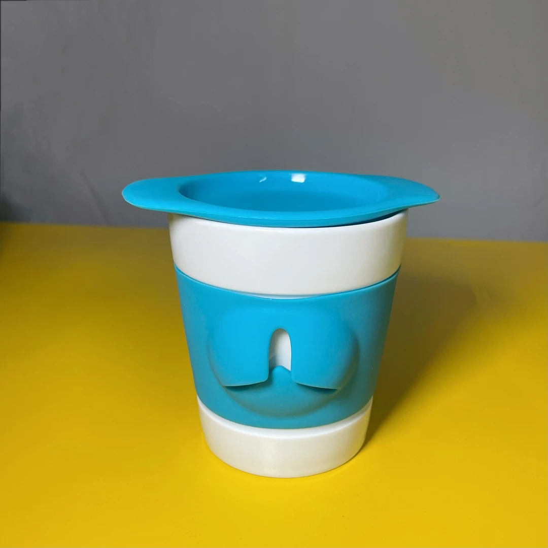 【多米家】320ML 蓝色 硅胶手握杯带勺托盖子