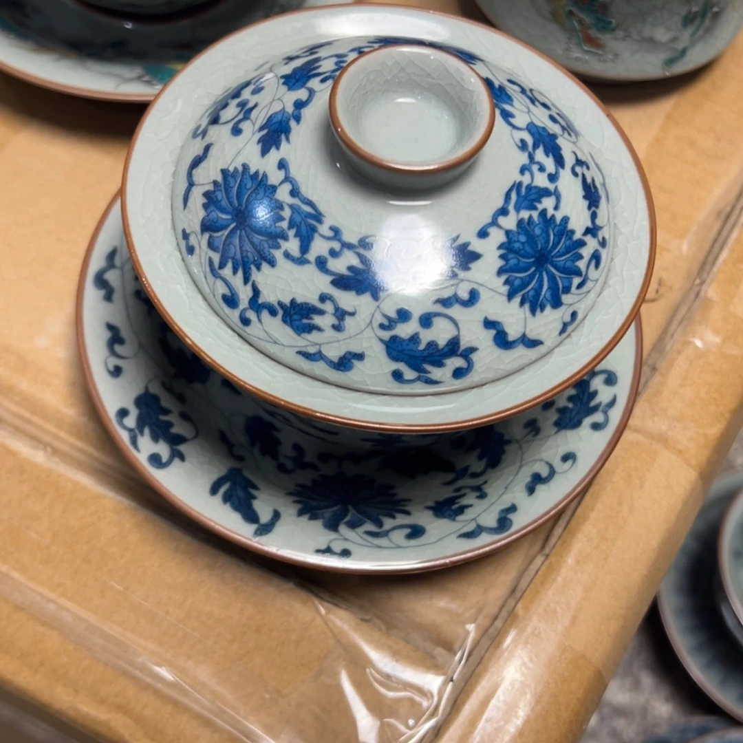 【闪购商品】陶瓷缠枝莲盖碗