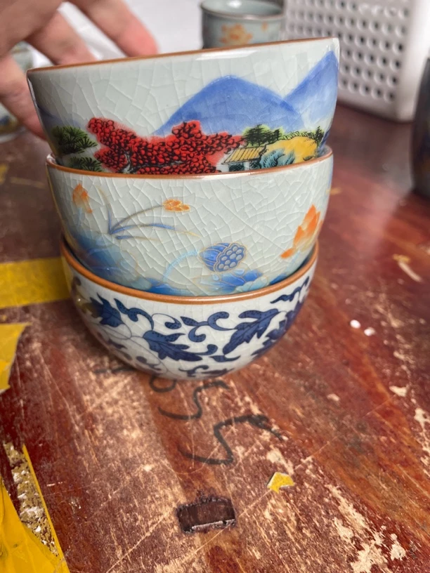 景德镇老陶泥缠枝莲，荷花，五彩卧足