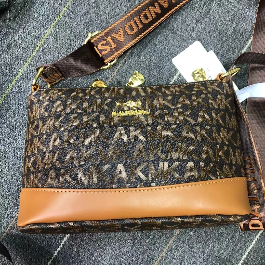 （亮牌灯点关注才可以拍）单肩斜手提包气质手提包肩包经典轻奢时尚