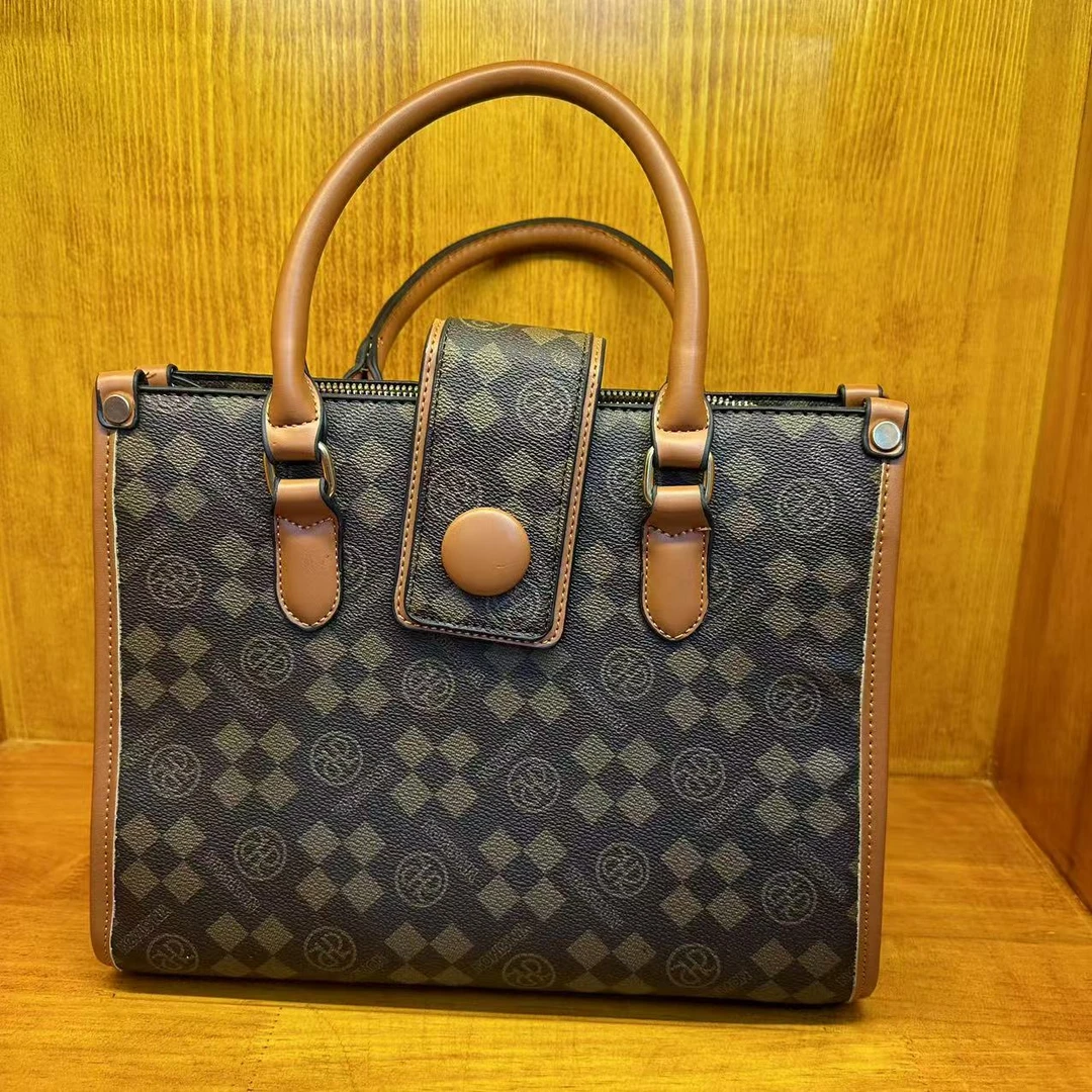 （亮牌灯点关注才可以拍）单肩斜手提包气质手提包肩包经典轻奢时尚