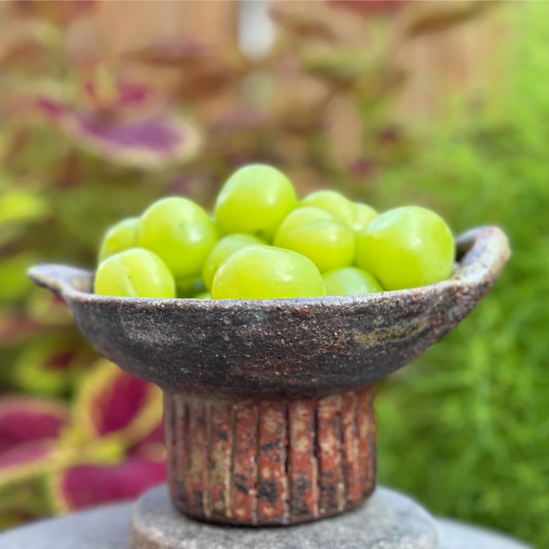 高足手捏茶点盘，纯手工不会完全一样，介意勿拍，茶道异形，