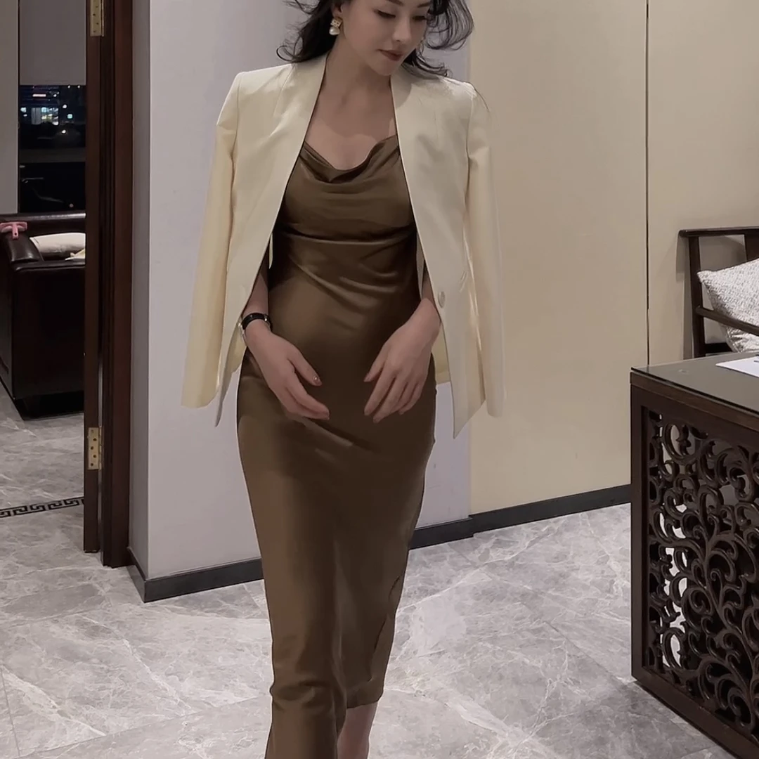 YSU【余书】夏季高端垂坠飘逸气质轻奢性感荡领吊带连衣裙Y33685