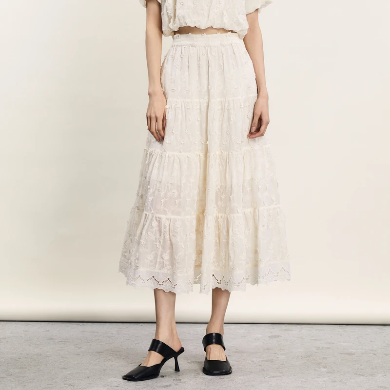 谜底A型刺绣半身裙夏季新品优雅田园风长款伞裙女242MB0513