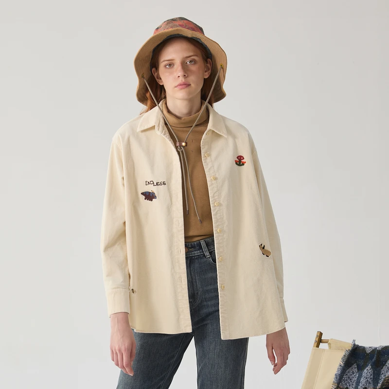 谜底大廓形衬衫女冬季新品时尚宽松刺绣中长款衬衣244MC1692