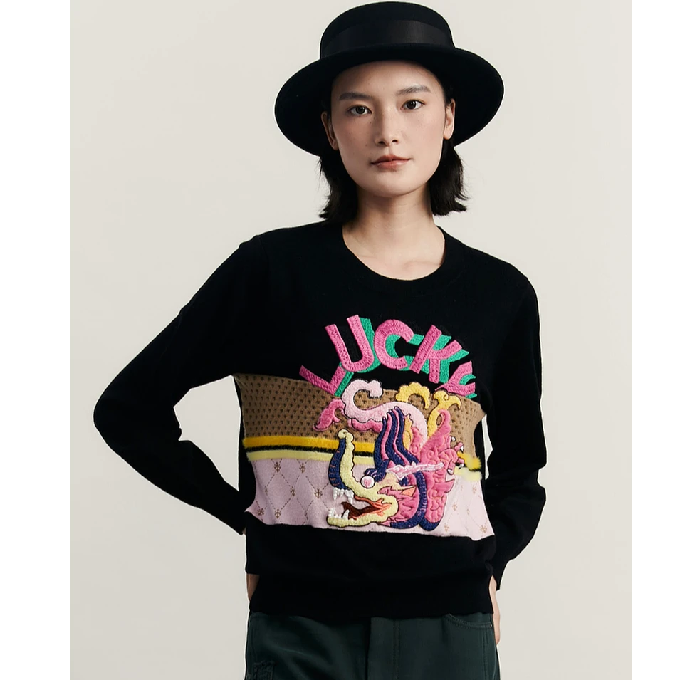 谜底套头针织衫女冬新品复古文艺绣花圆领百搭毛衣234MZ1876