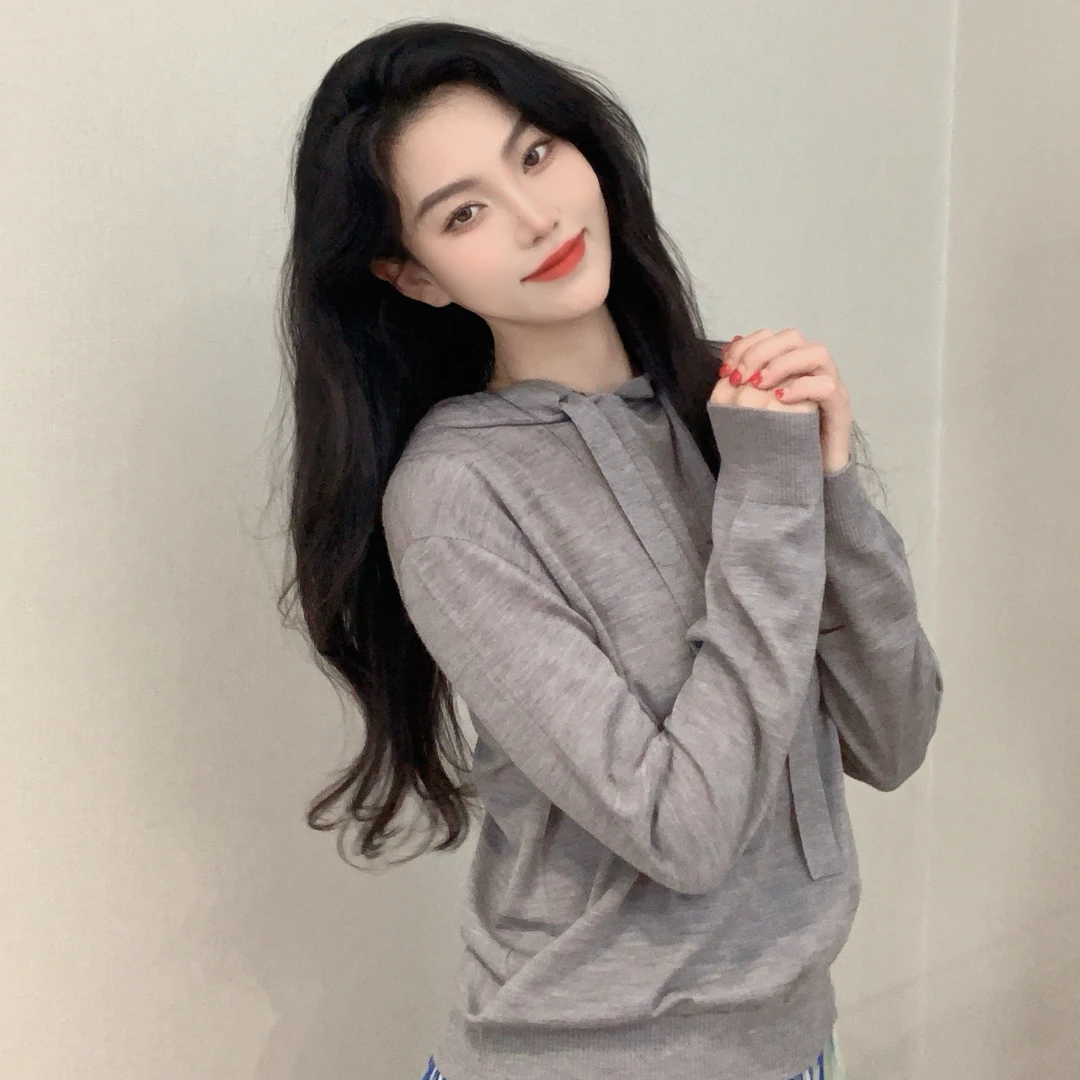 哥弟女士卫衣长袖时尚红色运动显瘦针织1399450羊毛+山羊绒休闲