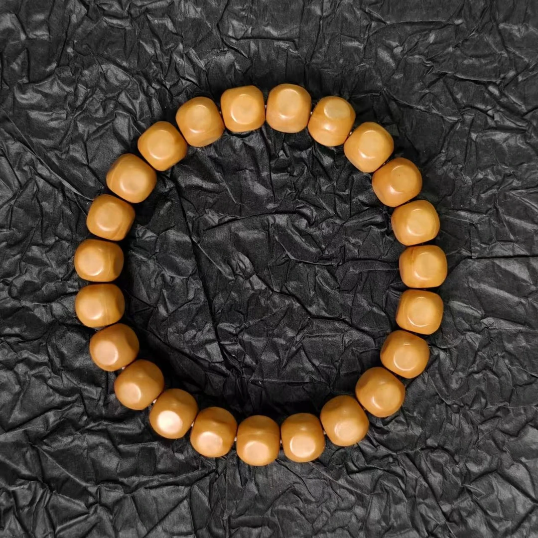 【D826】*猴头核桃六方手串10mm左右尺寸凤仙料全品精工微哑光质感