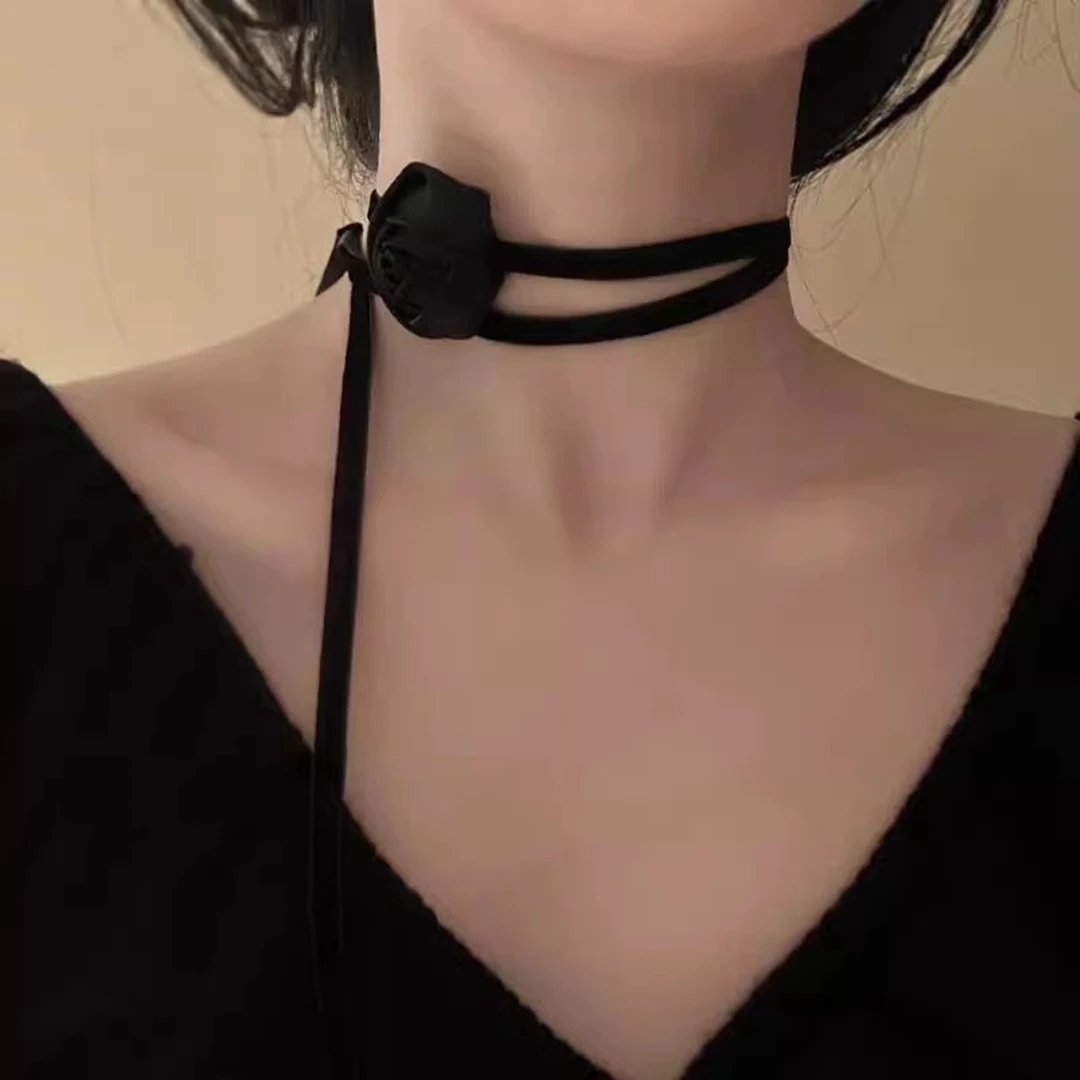 非金属布艺项链 氛围感法式复古玫瑰丝绒项链高级感气质颈带百搭