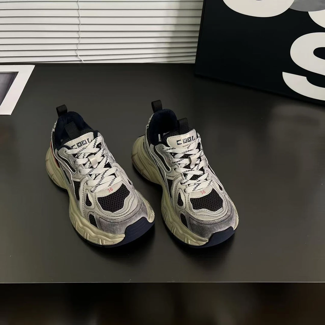 做旧厚底老爹鞋女2024冬季新款复古圆头轻便加绒拼色运动休闲鞋潮