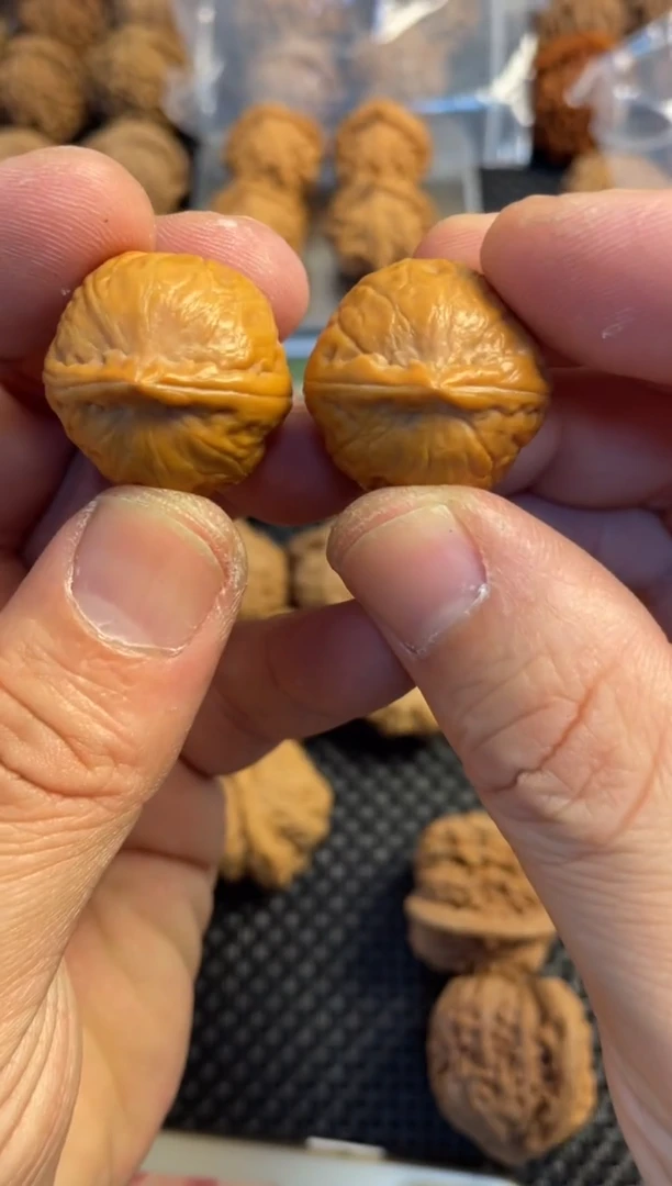 【闪购商品】桃核把件文玩核桃