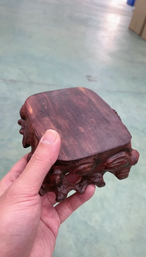 【闪购商品】黑檀木雕随形大底座镂空款002