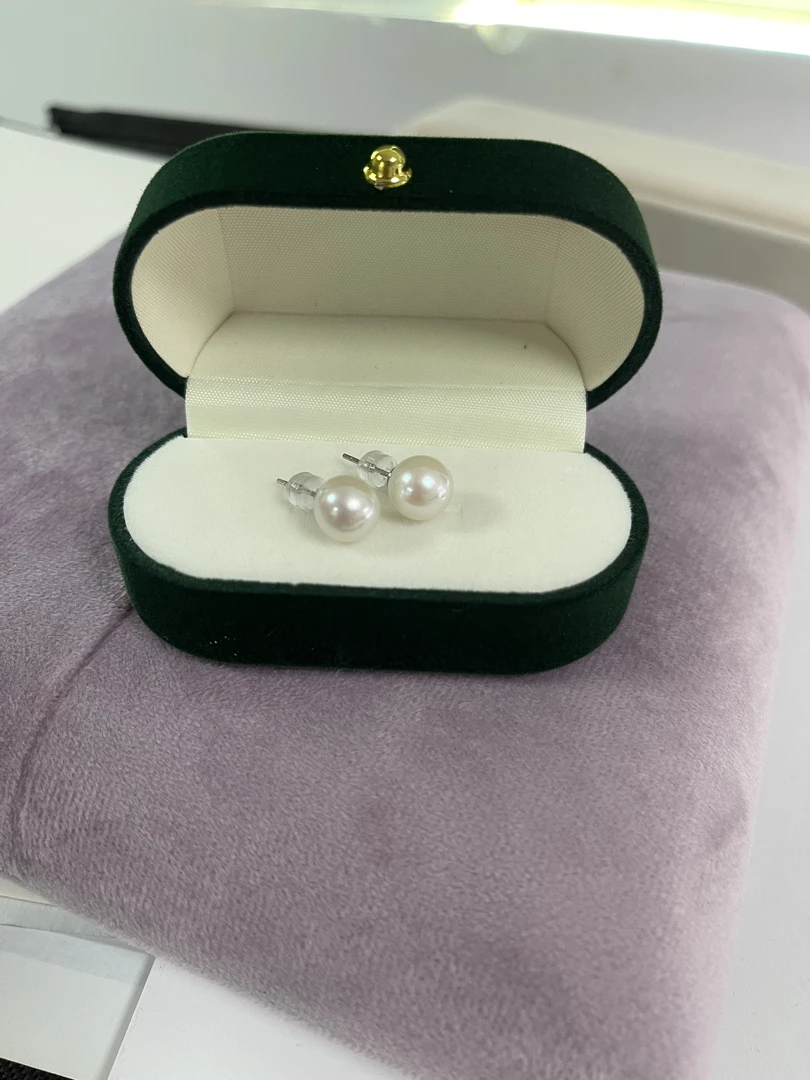 8-9mm天然淡水珍珠白色优雅珍珠耳钉