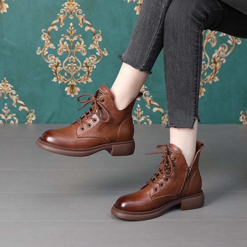 【断码浮力】秋冬新款休闲百搭复古马丁靴女加绒短筒靴女