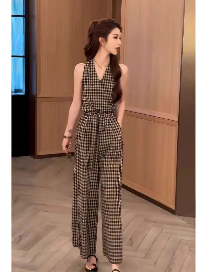 气质复古格子夏季挂脖显瘦上衣套装2024超好看休闲阔腿裤两件套女