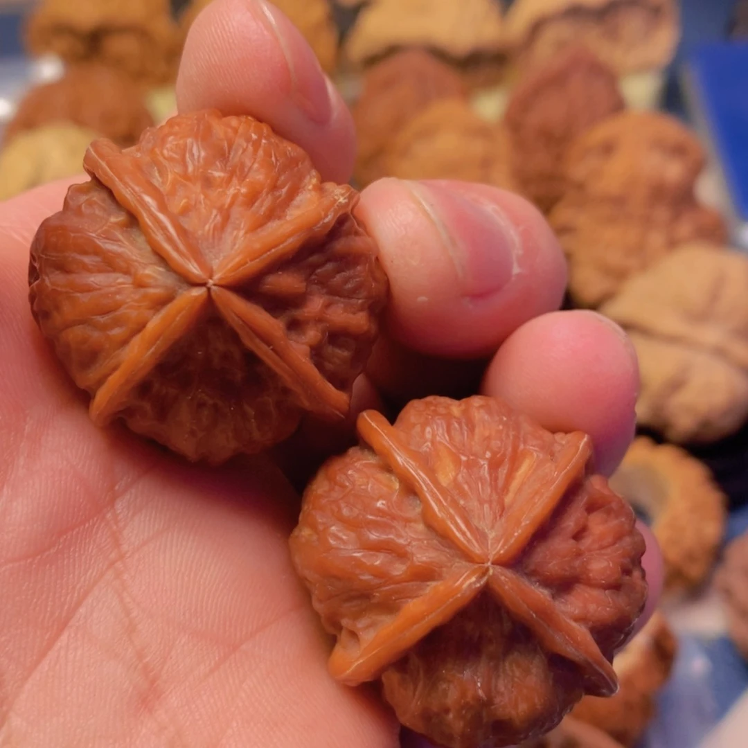 【闪购商品】文玩核桃吊坠32+四棱