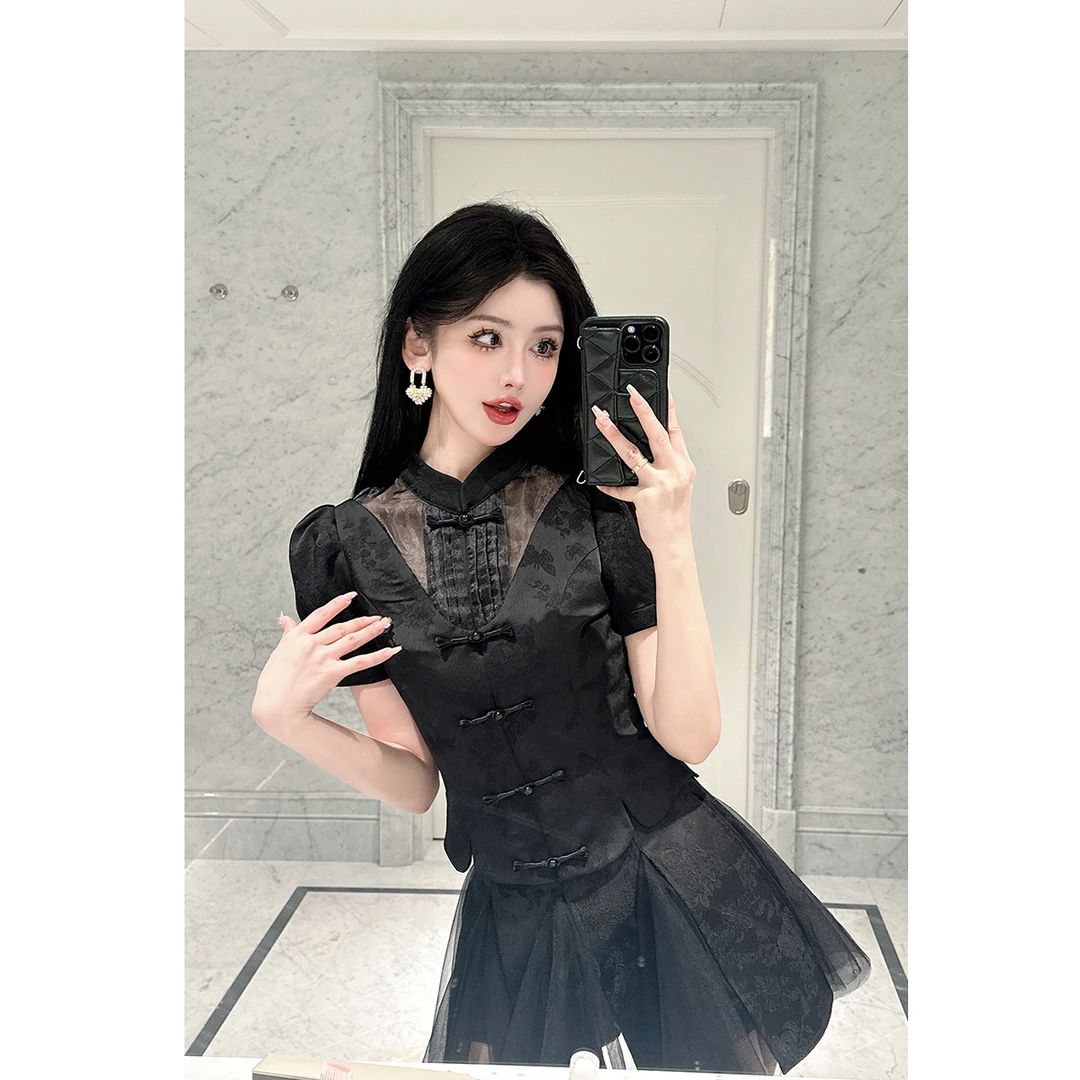 清-毛妮Peshe【清冷淑女】2024夏新中式设计感盘扣泡泡袖衬衫D9406