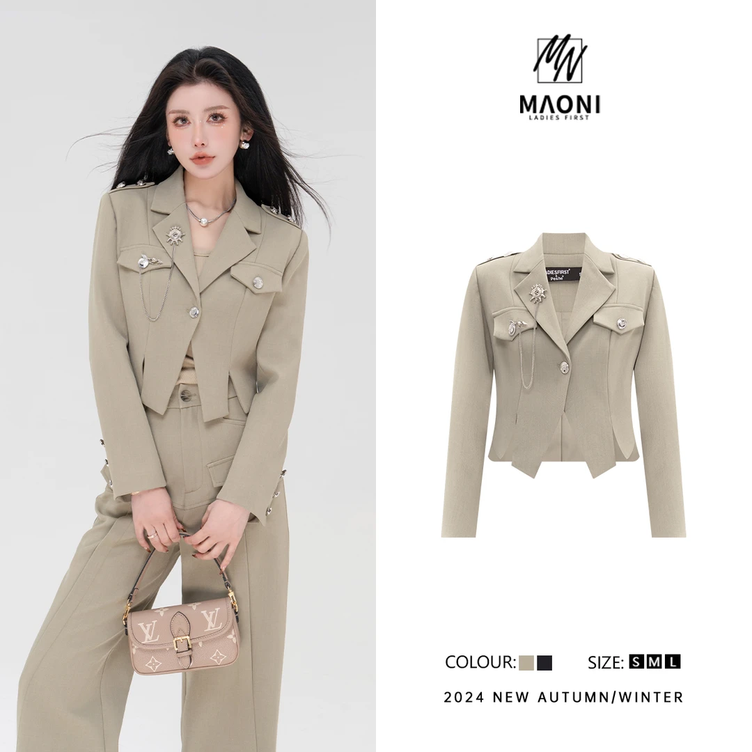 清-毛妮Peshe【法式通勤】2024秋气质名媛时髦感短外套配胸针D9555