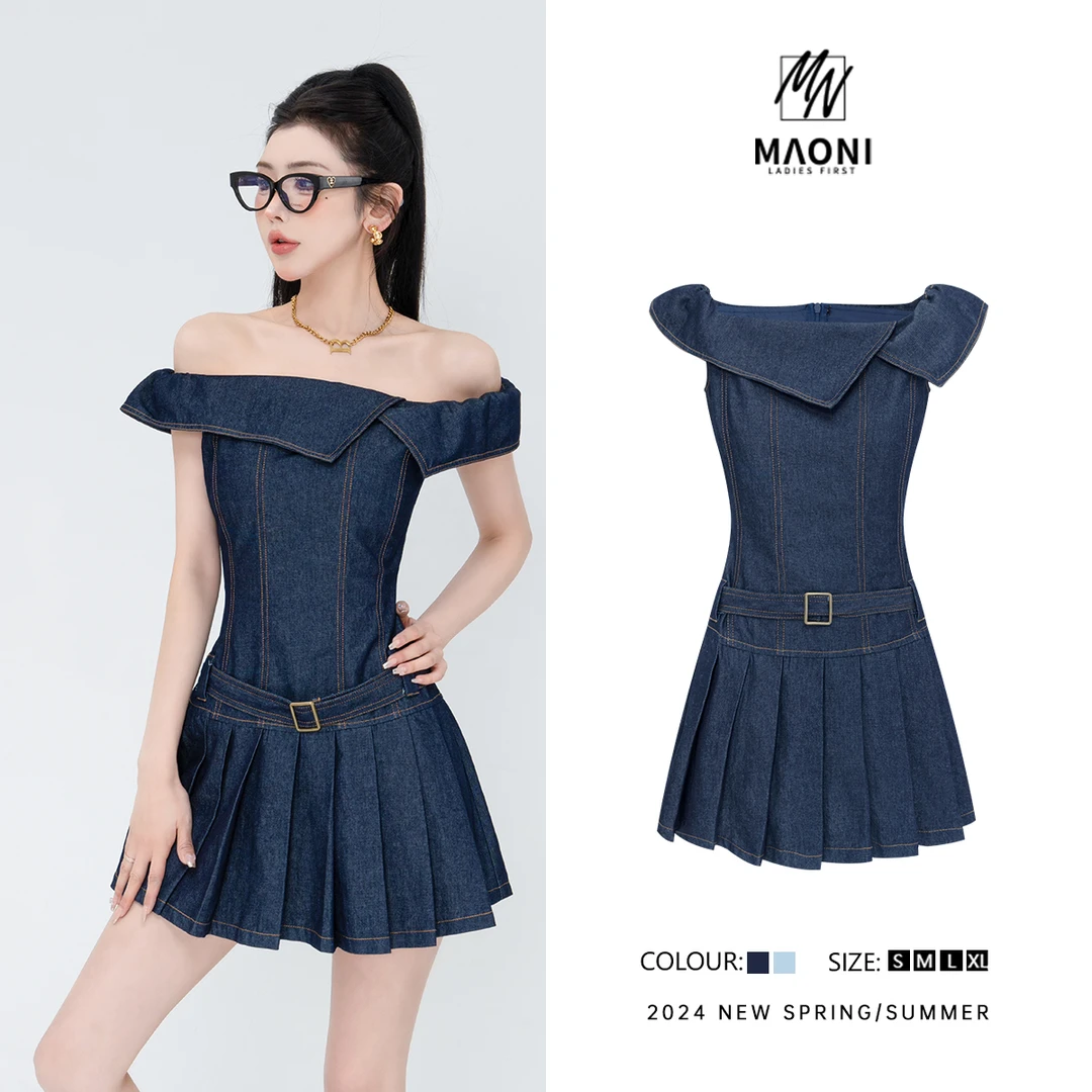 清-毛妮Peshe【复古港风】2024夏一字肩洗水牛仔连衣裙配腰带D9377