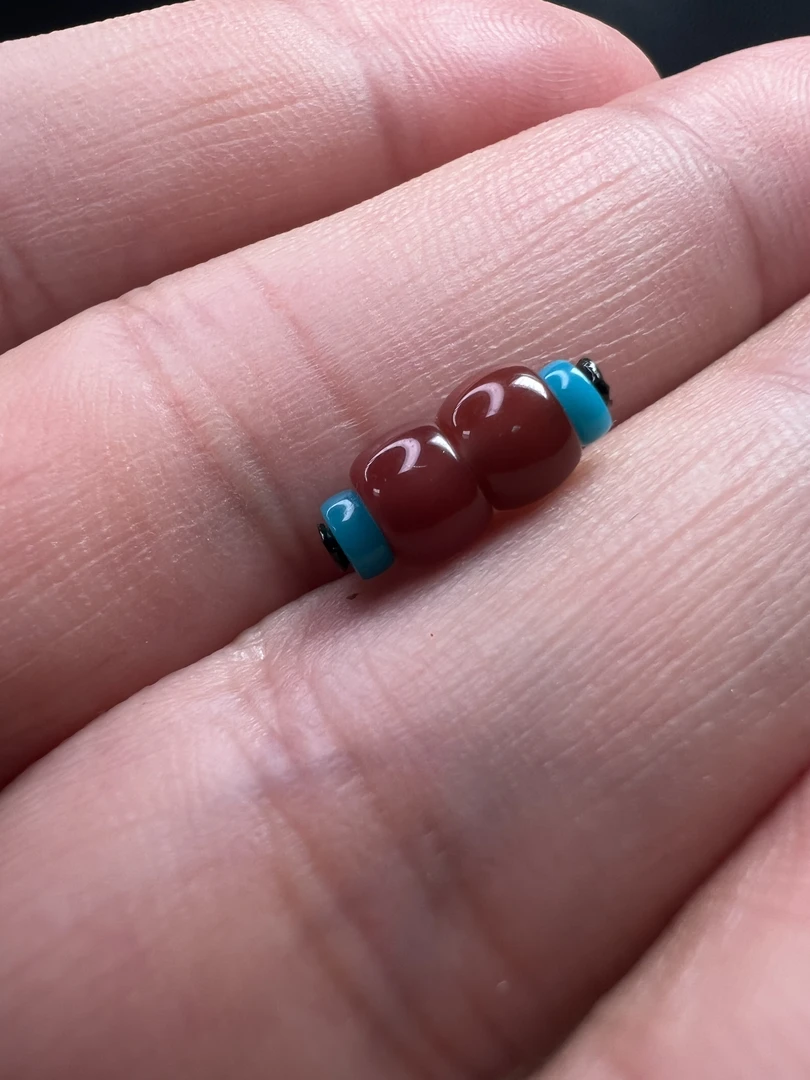 瓦西南红直切桶珠