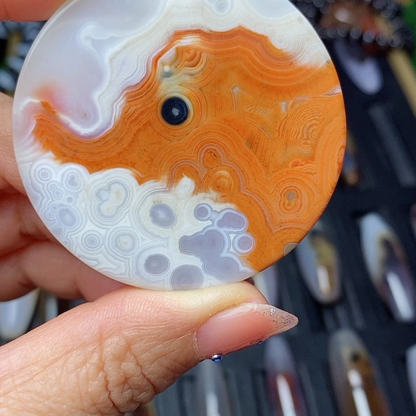 【闪购商品】玛瑙/玉髓颈饰合金三*石