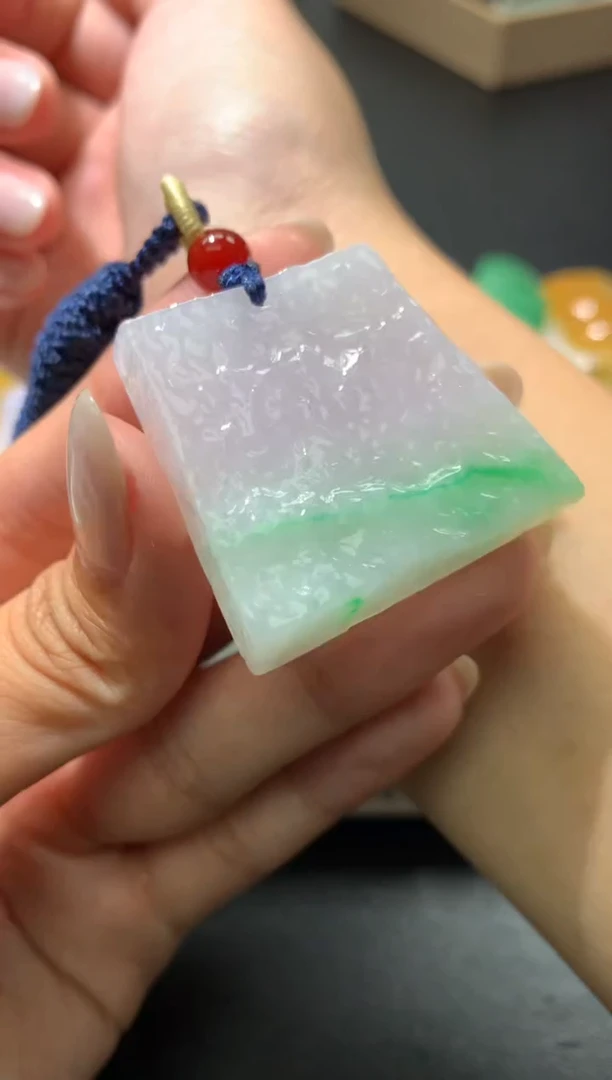 【闪购商品】翡翠颈饰未镶嵌净货
