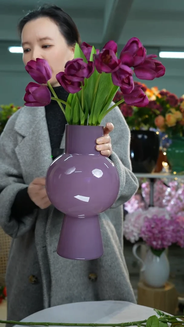 【闪购商品】紫色花瓶