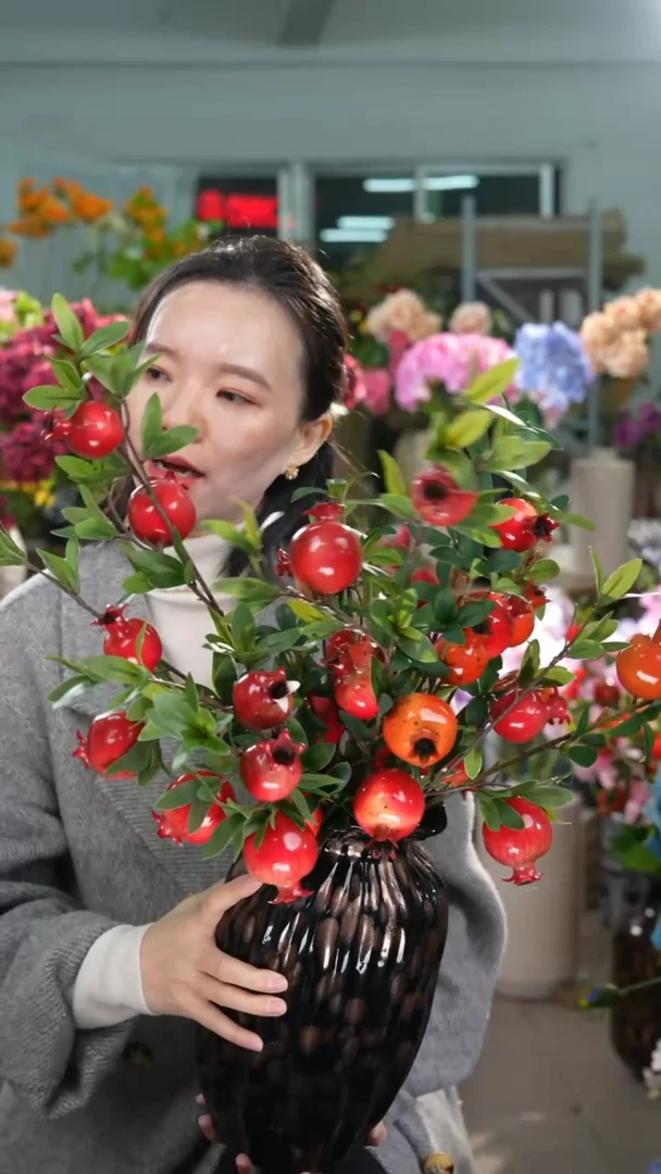 【闪购商品】黑色陶瓷大花瓶，和图无关，定闪，插绣球的