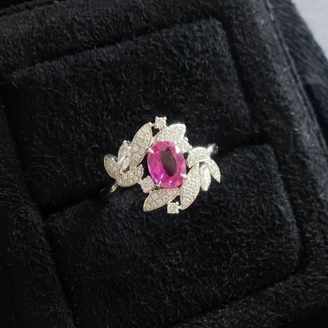 18k蓝宝石椭圆戒指（无烧）