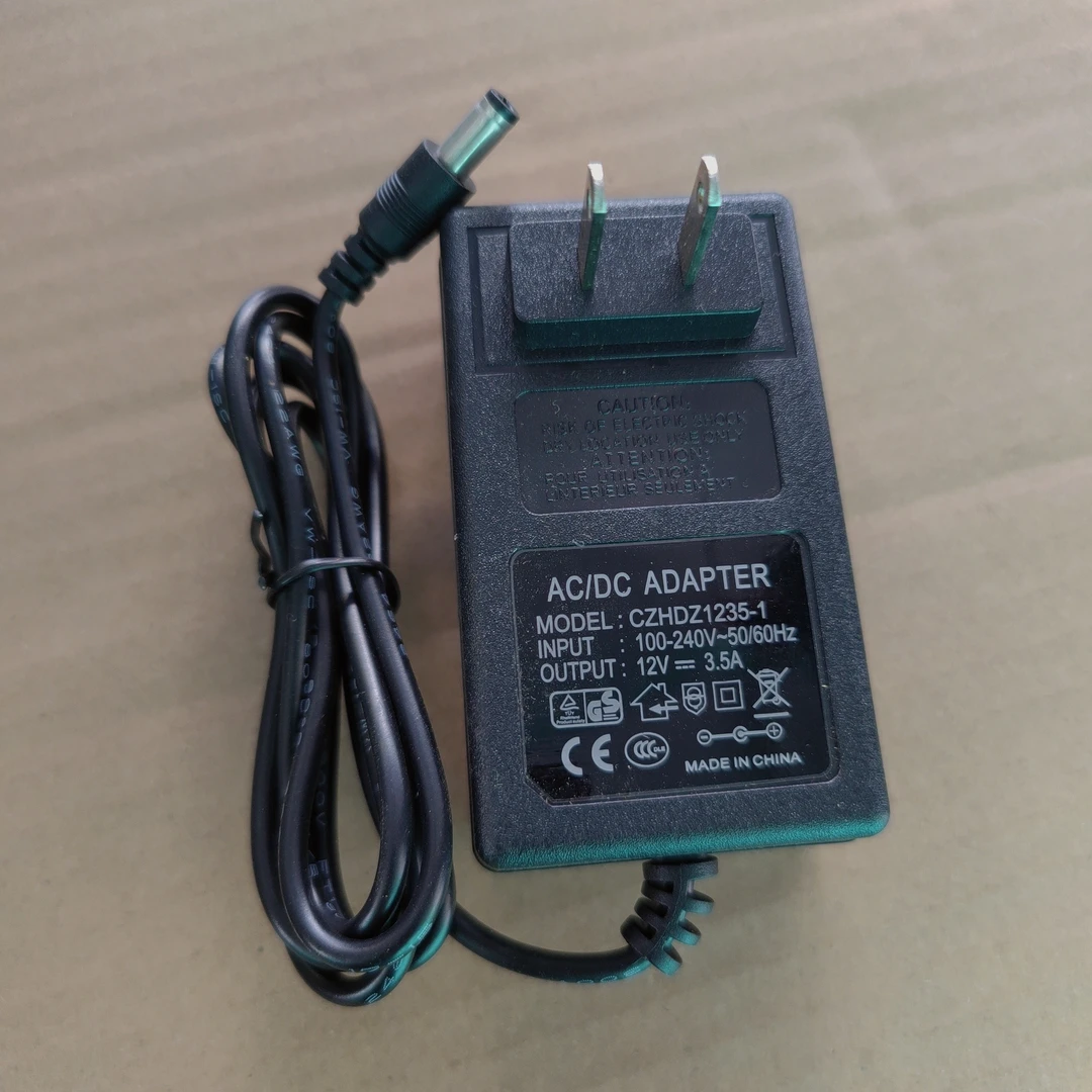 工厂处理库存12伏变压器，一个的价格包邮