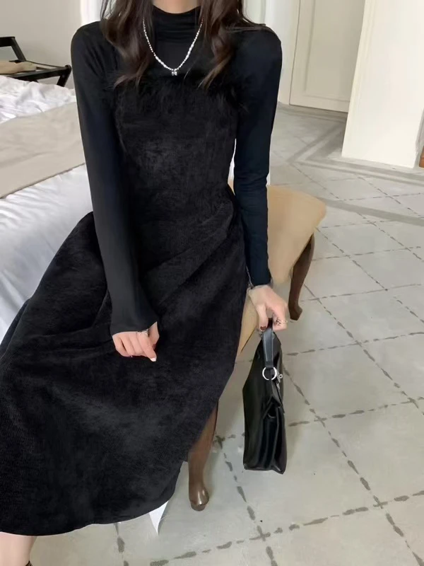 秋冬两件套加厚条绒新款气质百搭显瘦连衣裙时尚减龄小黑裙103