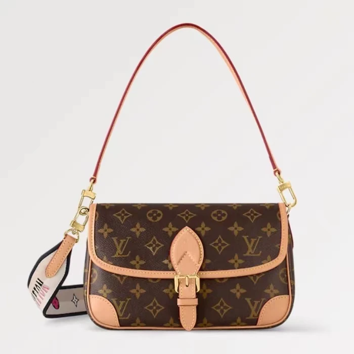 全新未使用 LouisVuitton/路易威登 法棍包米肩带斜挎包/通用链接