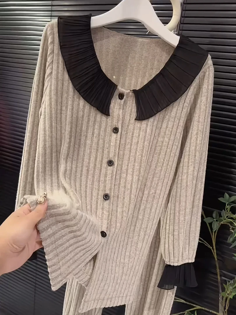 秋冬新款加厚坑条荷叶领大码保暖两件套纽扣家居服睡衣套装女士