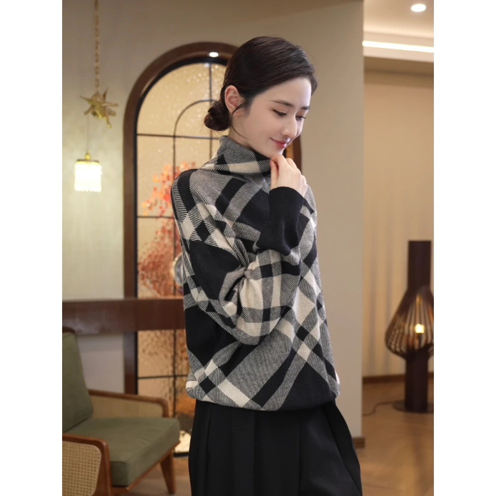 唐熹预售2025春季新款【6813】宽松百搭含绵羊毛黑拼杏色针织衫上衣